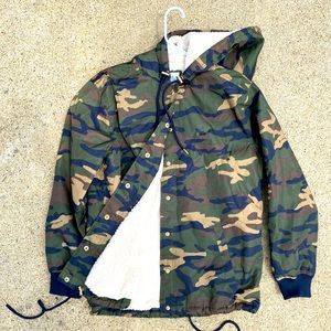 Winter Jacket - Camo color - MEDIUM